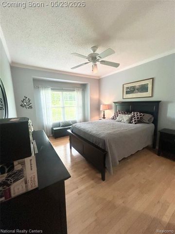41835 Primrose Drive, Novi, MI 48377