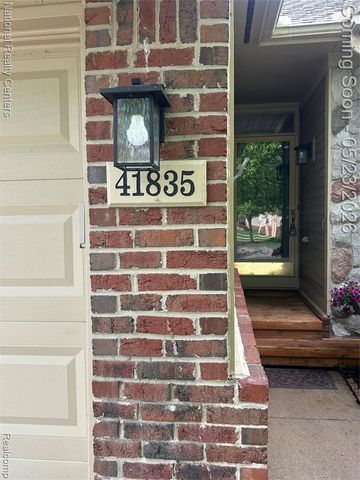 41835 Primrose Drive, Novi, MI 48377