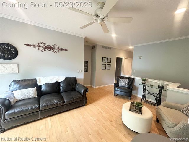 41835 Primrose Drive, Novi, MI 48377