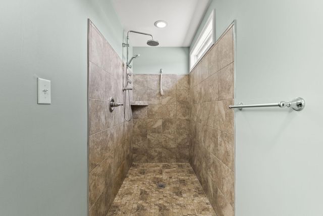 2008 Collins Lane, Lawrenceburg, KY 40342