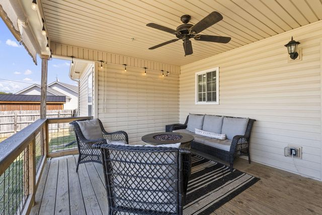 2008 Collins Lane, Lawrenceburg, KY 40342