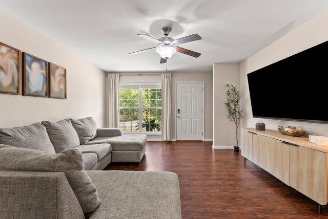 2008 Collins Lane, Lawrenceburg, KY 40342