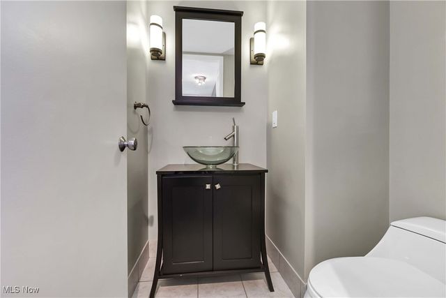 12700 Lake Avenue 801, Lakewood, OH 44107