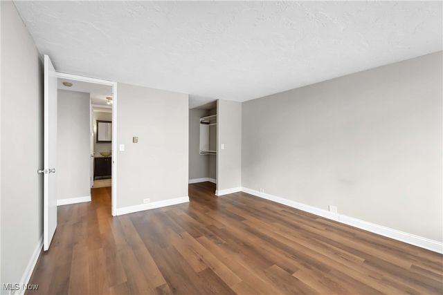 12700 Lake Avenue 801, Lakewood, OH 44107