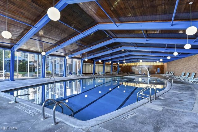 12700 Lake Avenue 801, Lakewood, OH 44107