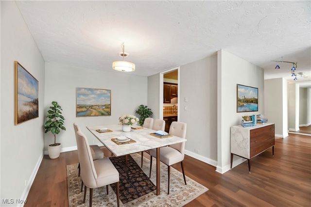 12700 Lake Avenue 801, Lakewood, OH 44107