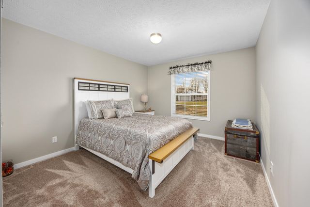 5221 Hollow Lane, Holland, MI 49423