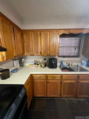 9 Mockingbird Lane, Conway, AR 72032