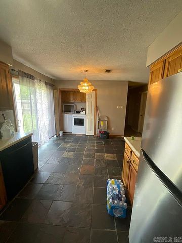 9 Mockingbird Lane, Conway, AR 72032