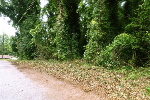 4669 Huntsman Bend, Decatur, GA 30034