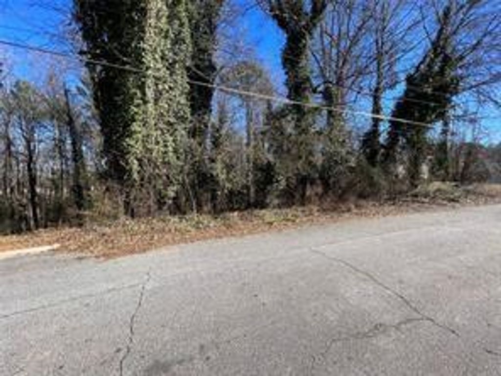 4669 Huntsman Bend, Decatur, GA 30034