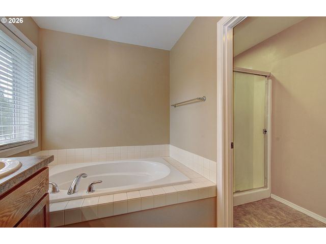 4426 Ne 163RD Ave, Vancouver, WA 98682