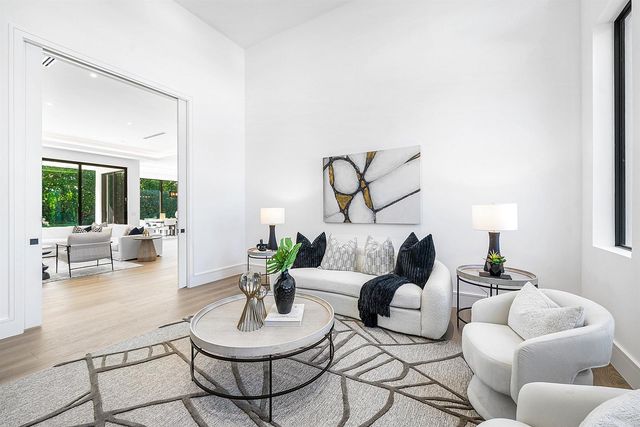 212 NW 18th Street, Delray Beach, FL 33444