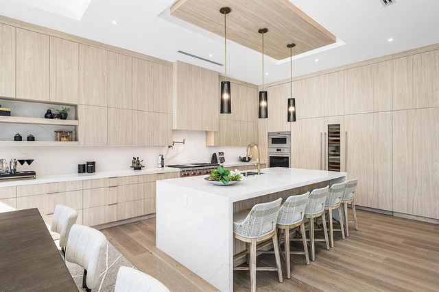 212 NW 18th Street, Delray Beach, FL 33444
