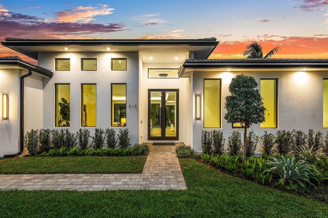 212 NW 18th Street, Delray Beach, FL 33444
