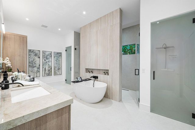 212 NW 18th Street, Delray Beach, FL 33444