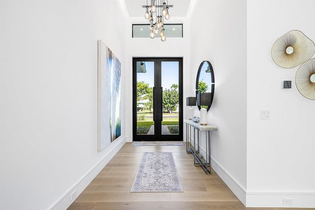 212 NW 18th Street, Delray Beach, FL 33444