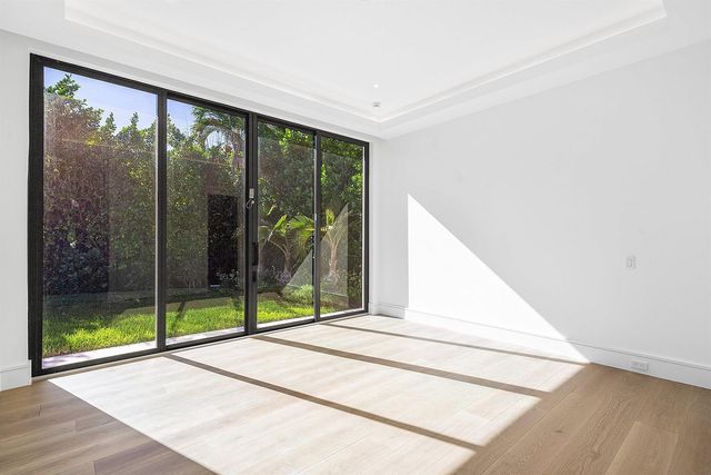 212 NW 18th Street, Delray Beach, FL 33444