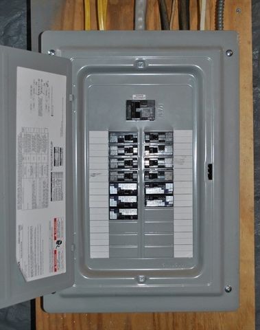 105 Sycamore St, New Bedford, MA 02740