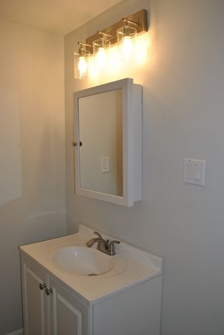 105 Sycamore St, New Bedford, MA 02740