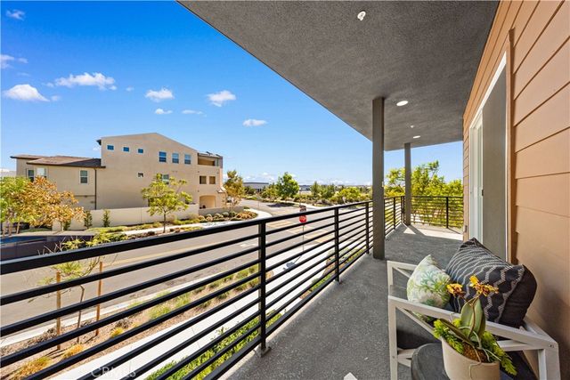 147 Culture, Irvine, CA 92618