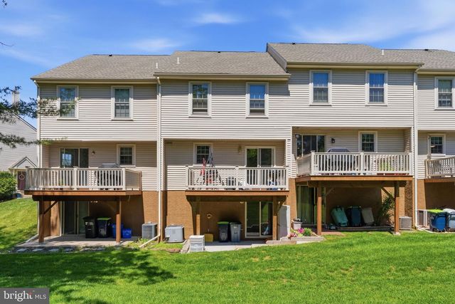 1264 MAPLE GLEN CIR, Pottstown, PA 19464