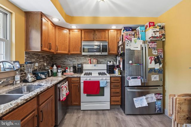 1264 MAPLE GLEN CIR, Pottstown, PA 19464