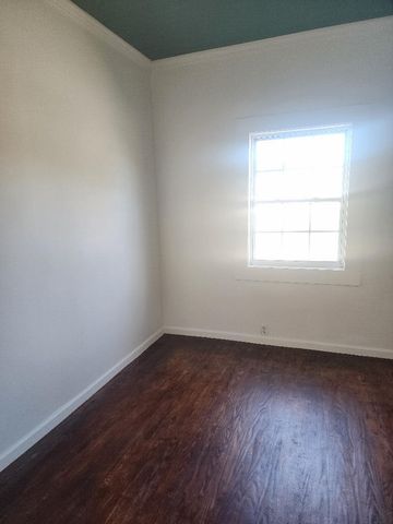 1323 N 6th Avenue, Pensacola, FL 32503