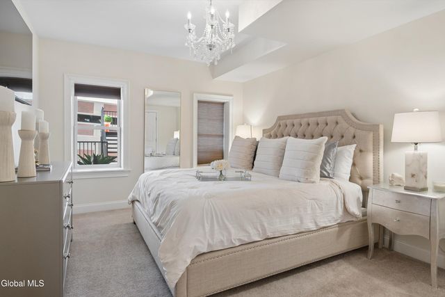 425 Broadway Unit 3, Saratoga Springs, NY 12866