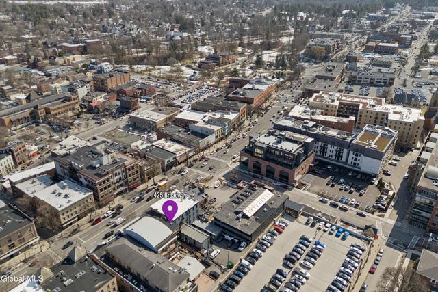 425 Broadway Unit 3, Saratoga Springs, NY 12866