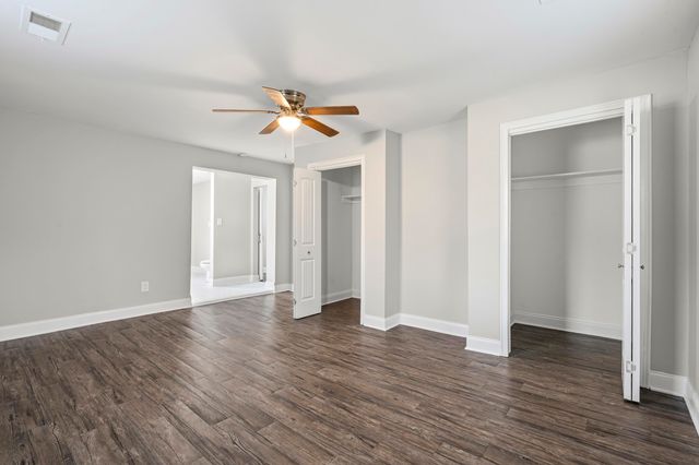 10464 E HOLMES RD, Collierville, TN 38017