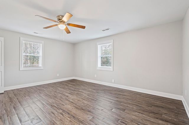 10464 E HOLMES RD, Collierville, TN 38017