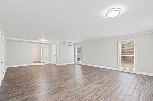 10464 E HOLMES RD, Collierville, TN 38017