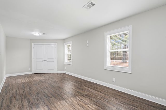 10464 E HOLMES RD, Collierville, TN 38017