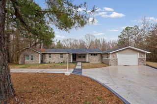 10464 E HOLMES RD, Collierville, TN 38017