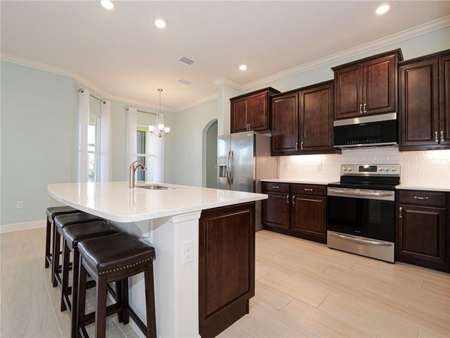 6400 Nevis Court, Vero Beach, FL 32967