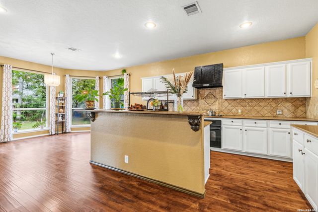 495 HOLLIWELL BRG, Schertz, TX 78154