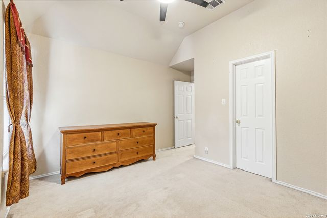 495 HOLLIWELL BRG, Schertz, TX 78154