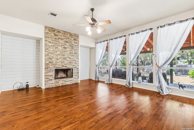 495 HOLLIWELL BRG, Schertz, TX 78154