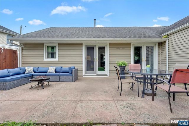 234 Howard Avenue, Rochelle Park, NJ 07662