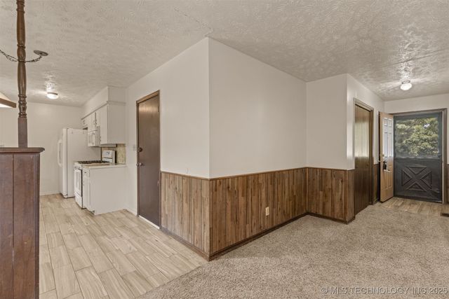 1005 SW 3rd Street, Wagoner, OK 74467