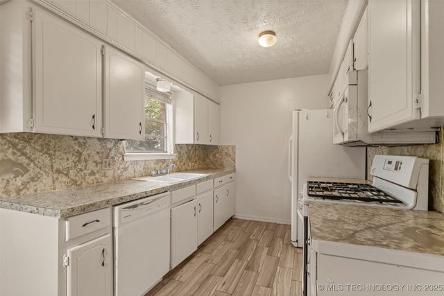 1005 SW 3rd Street, Wagoner, OK 74467
