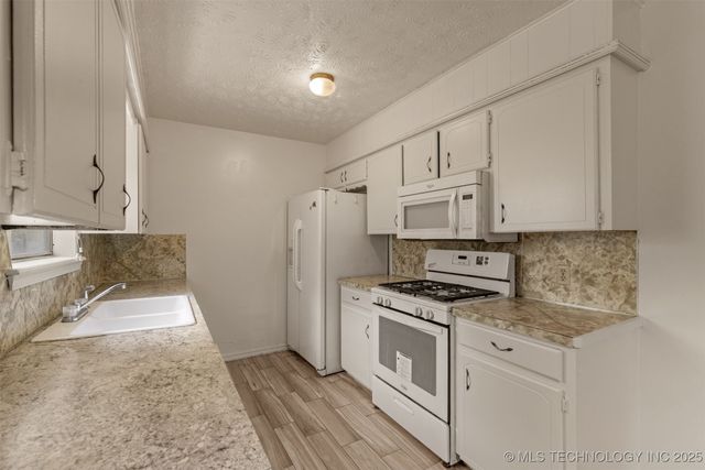 1005 SW 3rd Street, Wagoner, OK 74467