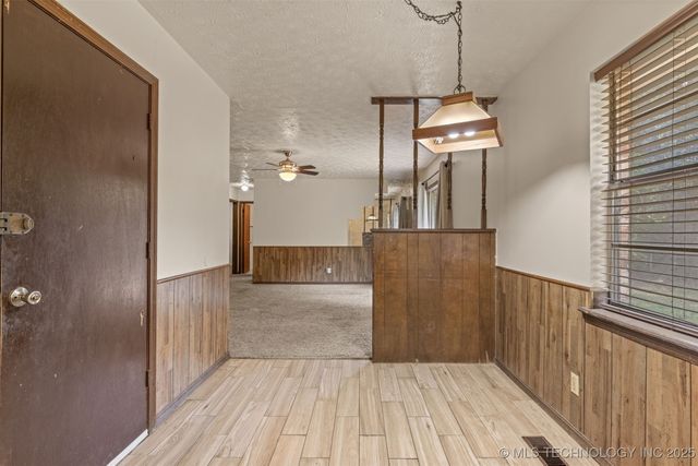 1005 SW 3rd Street, Wagoner, OK 74467
