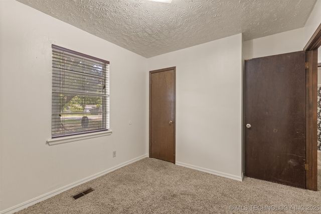1005 SW 3rd Street, Wagoner, OK 74467