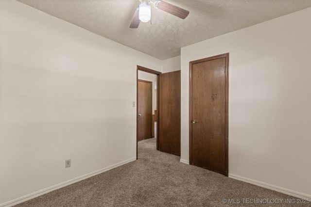 1005 SW 3rd Street, Wagoner, OK 74467