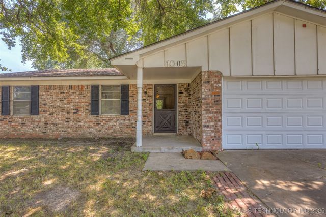 1005 SW 3rd Street, Wagoner, OK 74467