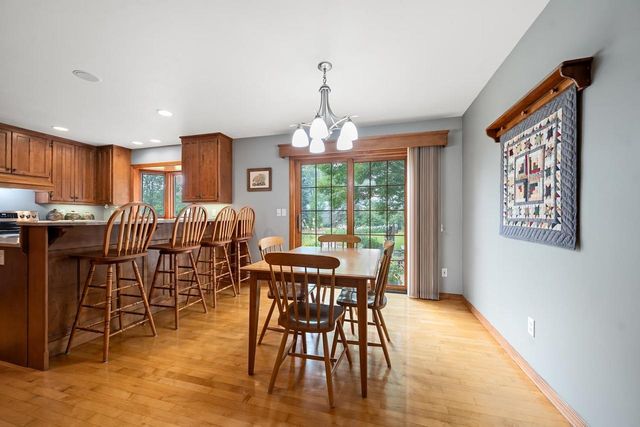 1388 GRAYSTONE COURT, De Pere, WI 54115