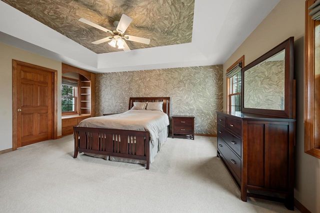 1388 GRAYSTONE COURT, De Pere, WI 54115