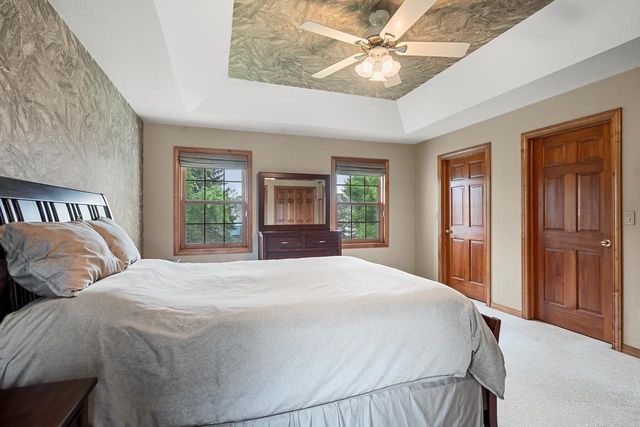 1388 GRAYSTONE COURT, De Pere, WI 54115